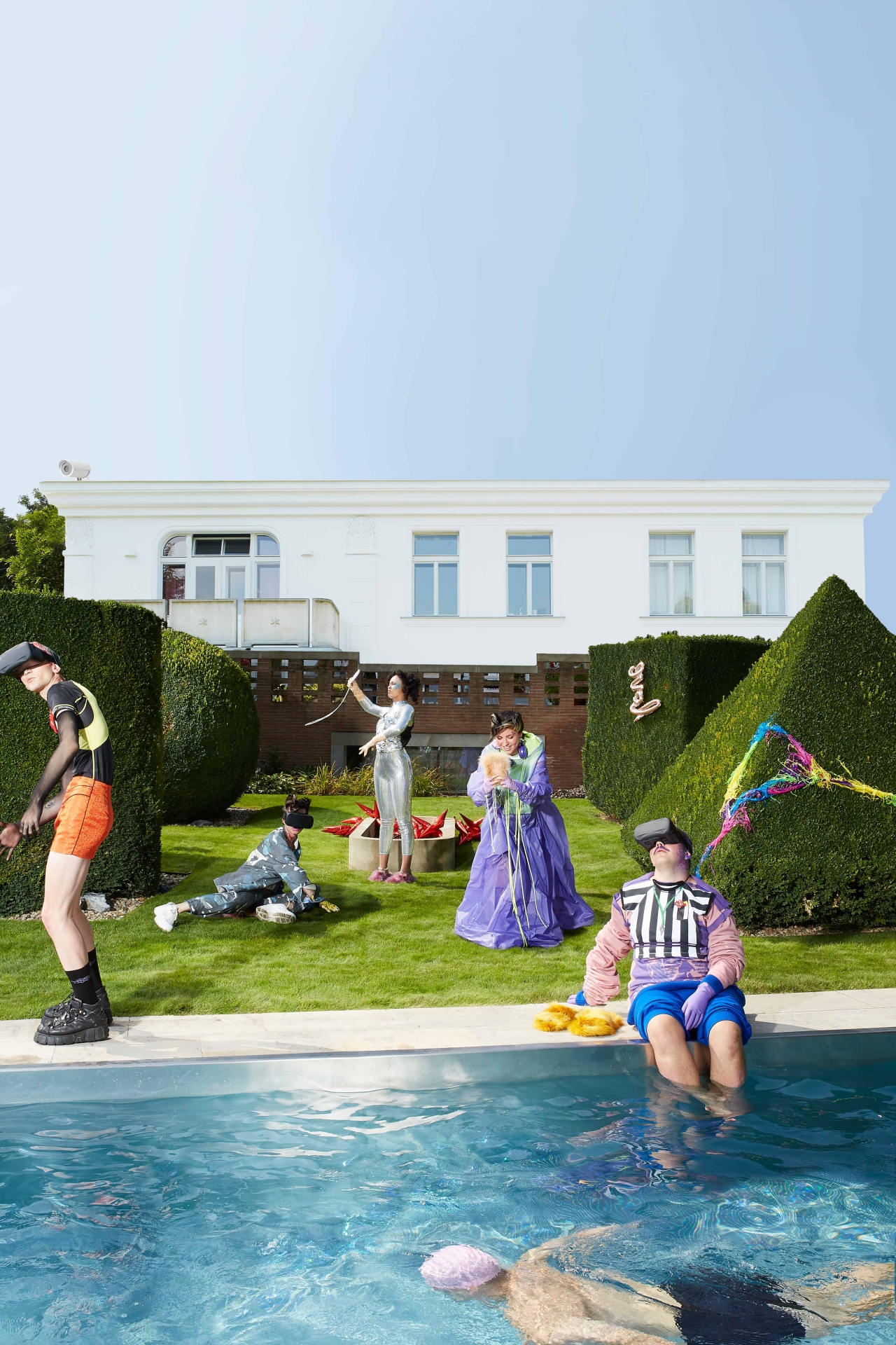 fotografie pro Romanu Drdovou, kolekce Kombo pro Jožová & Šenkýř, fotografie pro Elišku Lhotskou, editoraly The Endless Visit pro Swarm Mag a Ex Post pro ELLE Decoration fotografie pro Romanu Drdovou, kolekce Kombo pro Jožová & Šenkýř, fotografie pro Elišku Lhotskou, editoraly The Endless Visit pro Swarm Mag a Ex Post pro ELLE Decoration