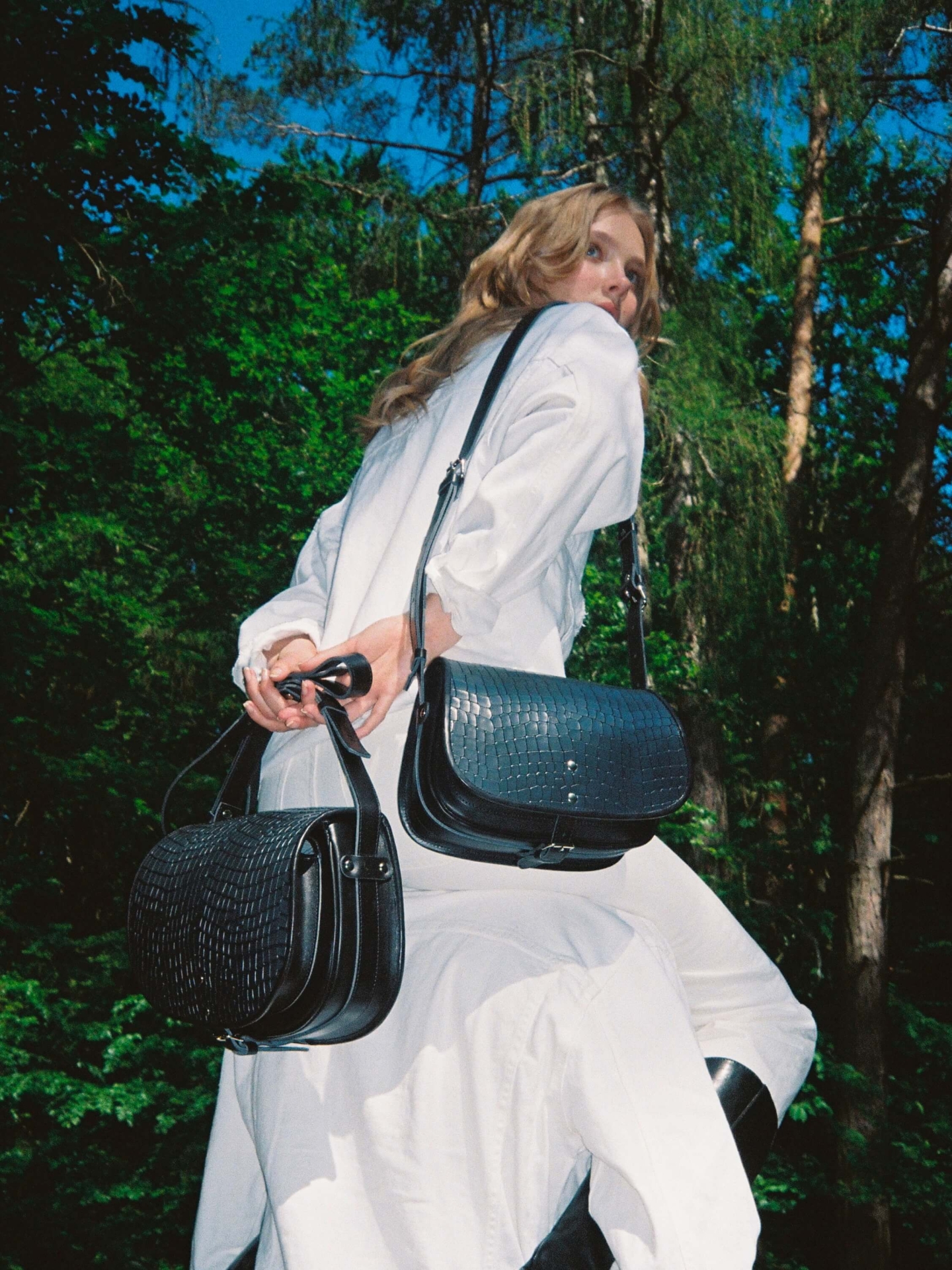 Romantic Era 2021+ collection, Black Bag #1 (KARA) Romantic Era 2021+ collection, Black Bag #1 (KARA)