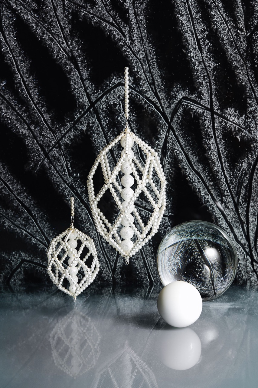 Random Collection pearl decorations (LLEV) Random Collection pearl decorations (LLEV)