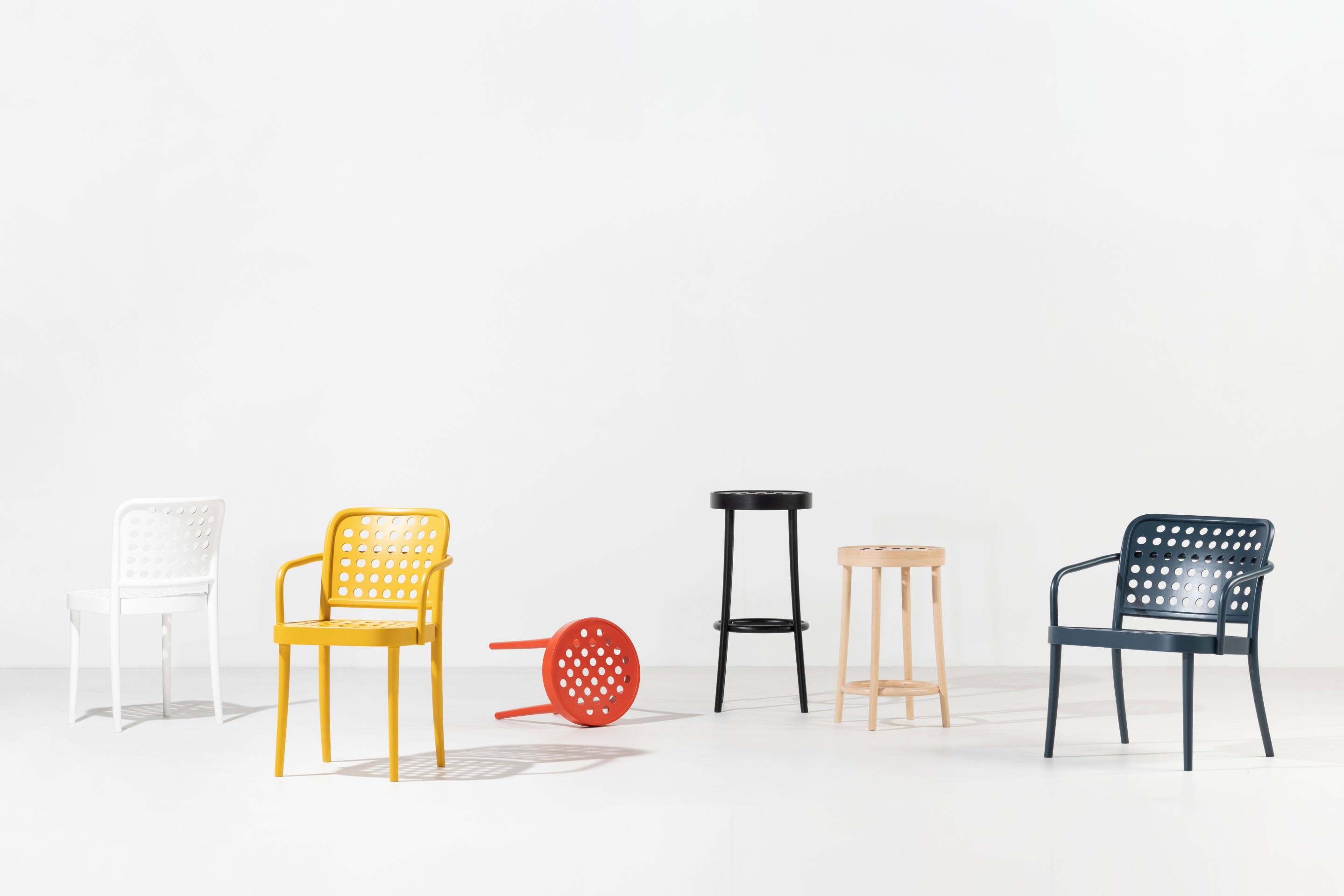 kolekce sedacího nábytku 822 (Claesson Koivisto Rune) kolekce sedacího nábytku 822 (Claesson Koivisto Rune)